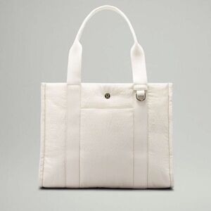 NWT Lululemon Boxy Tote Bag—Bone